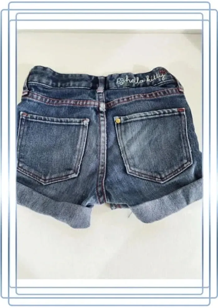 Short en jean Hello Kitty H&M, 128cm - photo numéro 2
