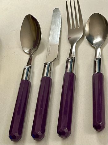 Ménagère de couverts 24 pièces