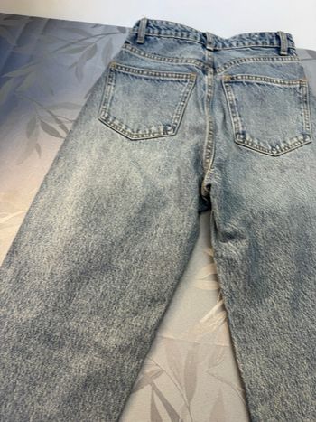 Jean femme Zara t 32 