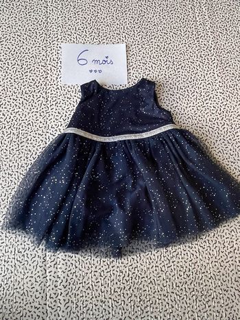 Robe détails dorés