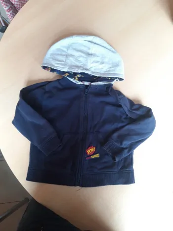 Gilet à capuche 4 ans