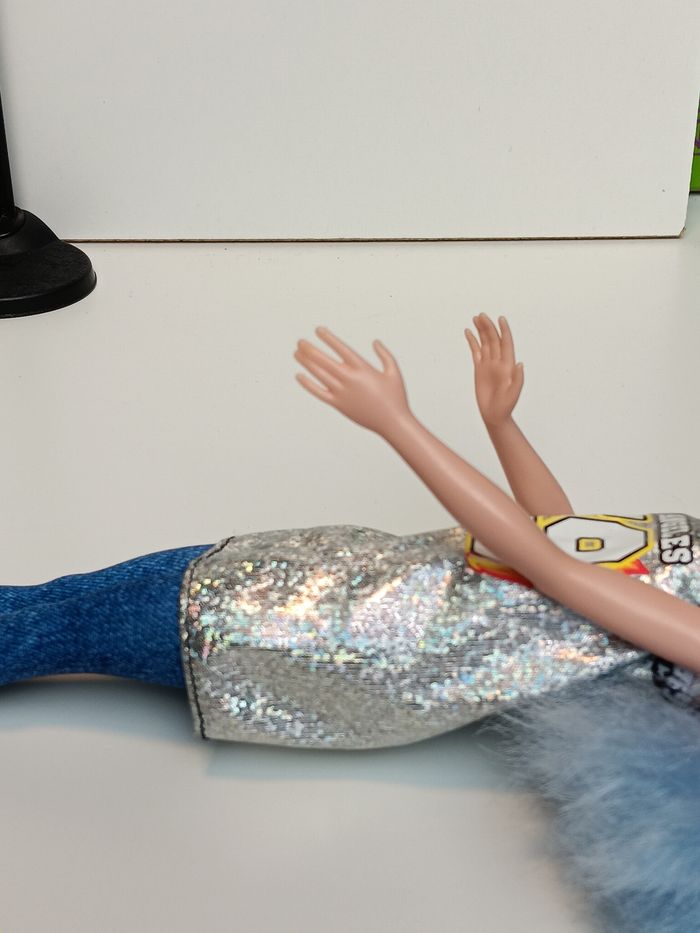 Poupée mattel barbie maillot sport cheveux bleu - photo numéro 6