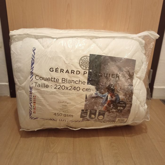Couette Blanche Gérard Pasquier 220x240 cm