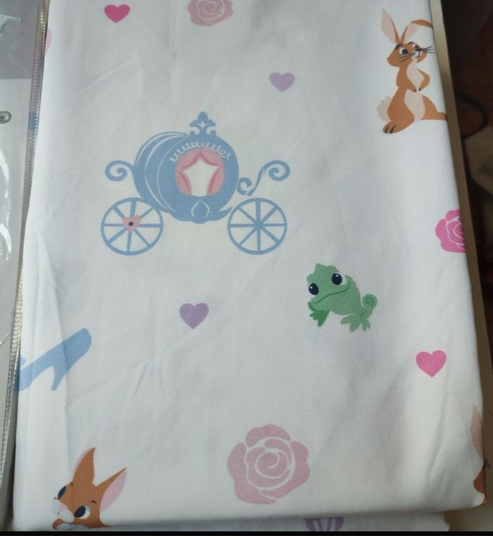 Lot de 2 rideaux fins blancs satinés, Curtain Disney princesse - photo numéro 2
