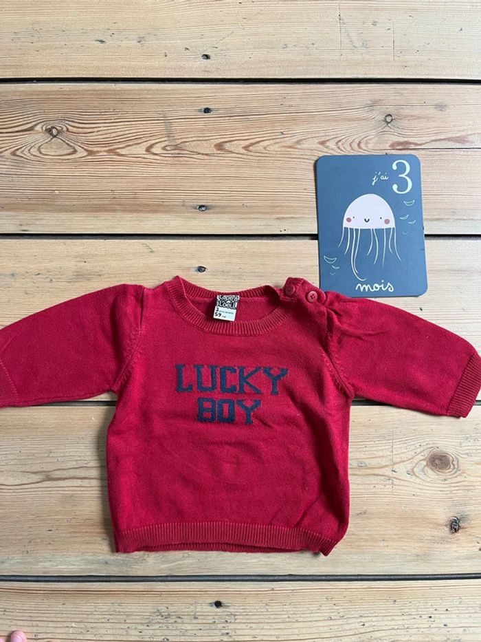 Pull bebe rouge