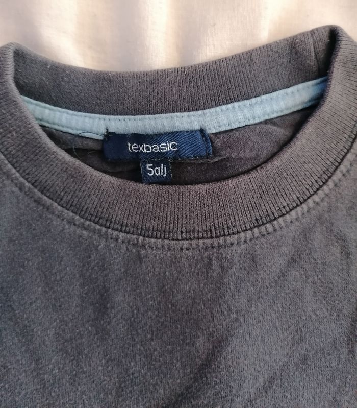 Tee-shirt uni 5 ans - photo numéro 2