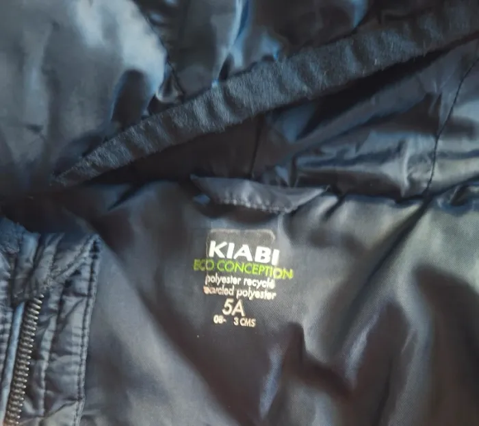 Doudoune légère garçon Kiabi bleu marine capuche  - taille 5 ans - photo numéro 3