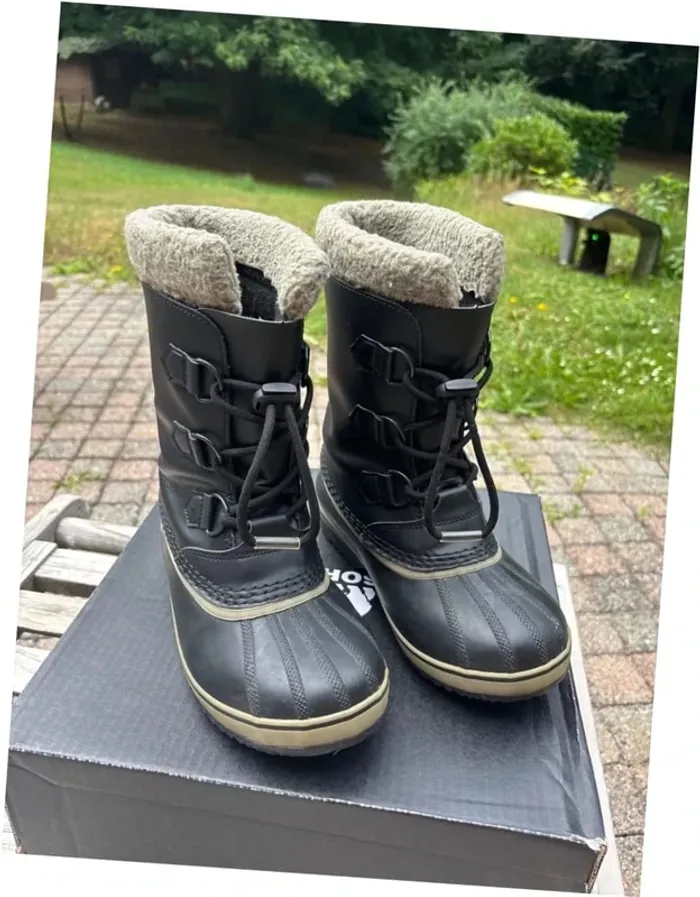 Bottes Sorel Enfant - Taille 36 - Parfaites pour l'Hiver et la Neige ! - photo numéro 9