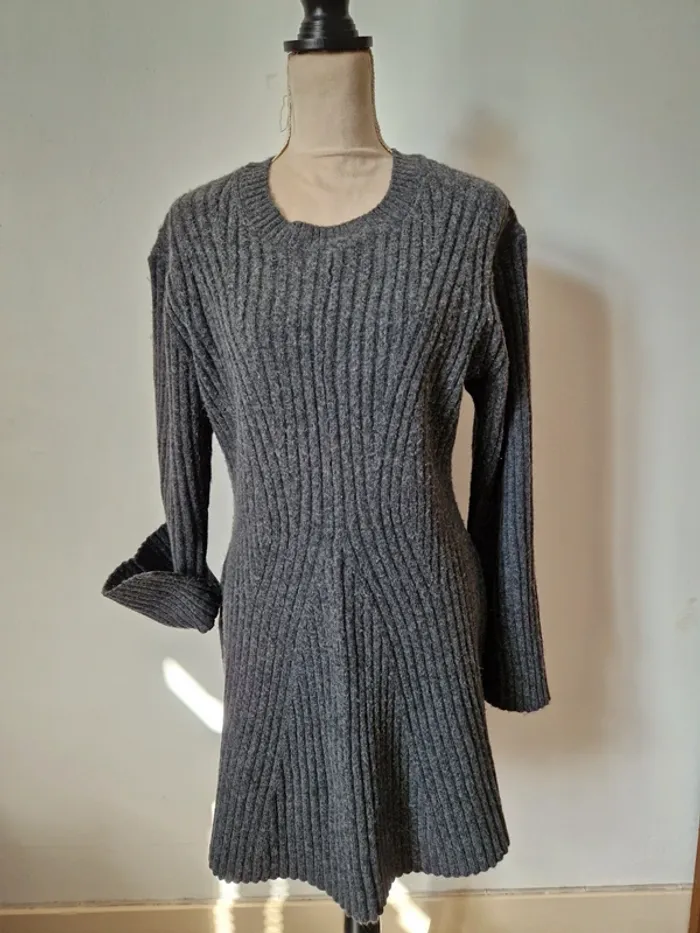 Robe pull évasée côtelé grise h&m taille xxl