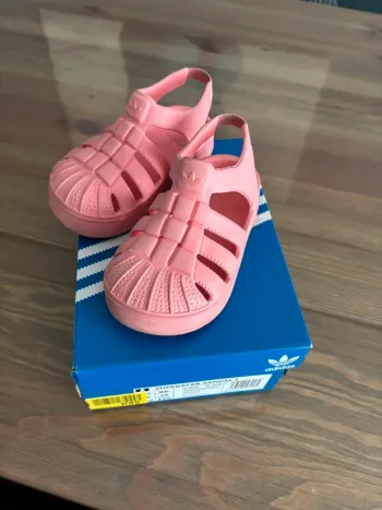 Adidas superstar