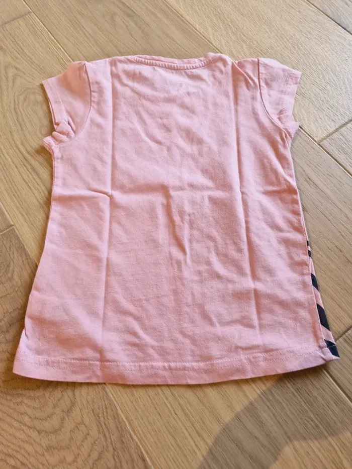 T-shirt fille rose taille 6ans marque u - photo numéro 3