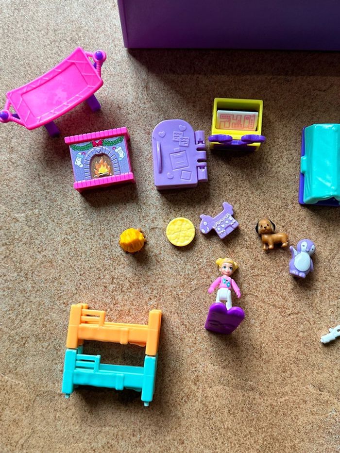 Maison Polly Pocket avec 2 figurines et accessoires en parfait état - photo numéro 12