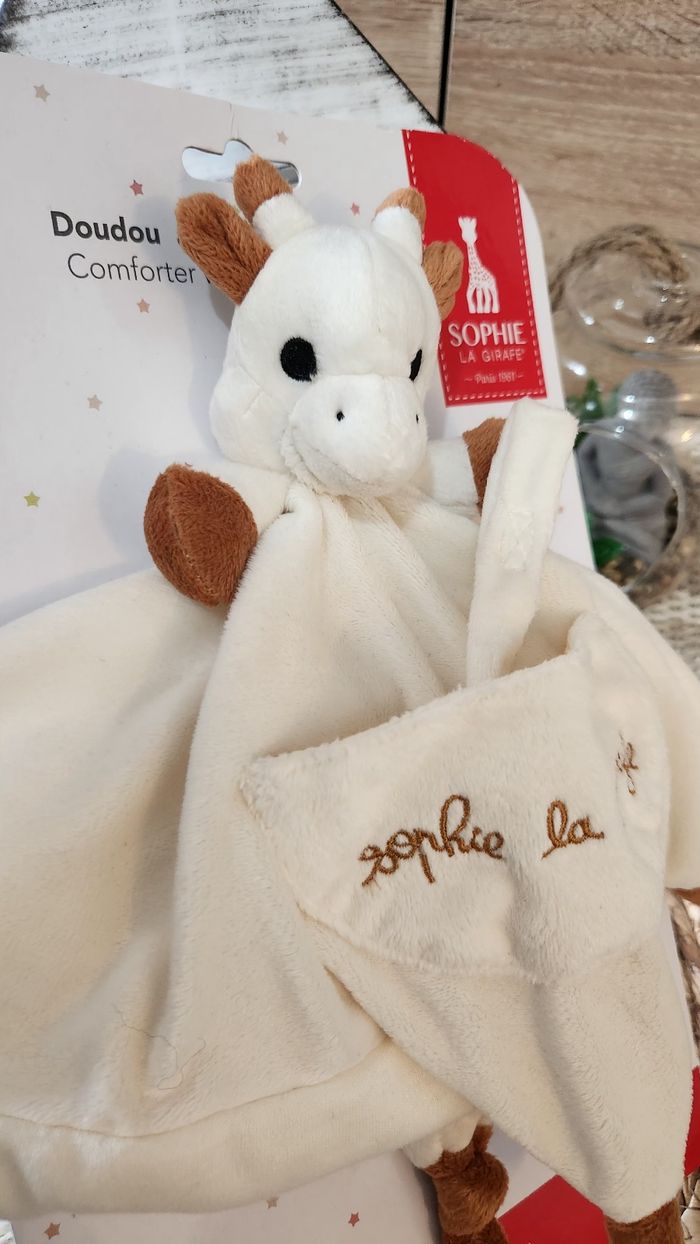 Doudou Lange Sophie la Girafe neuve - photo numéro 7