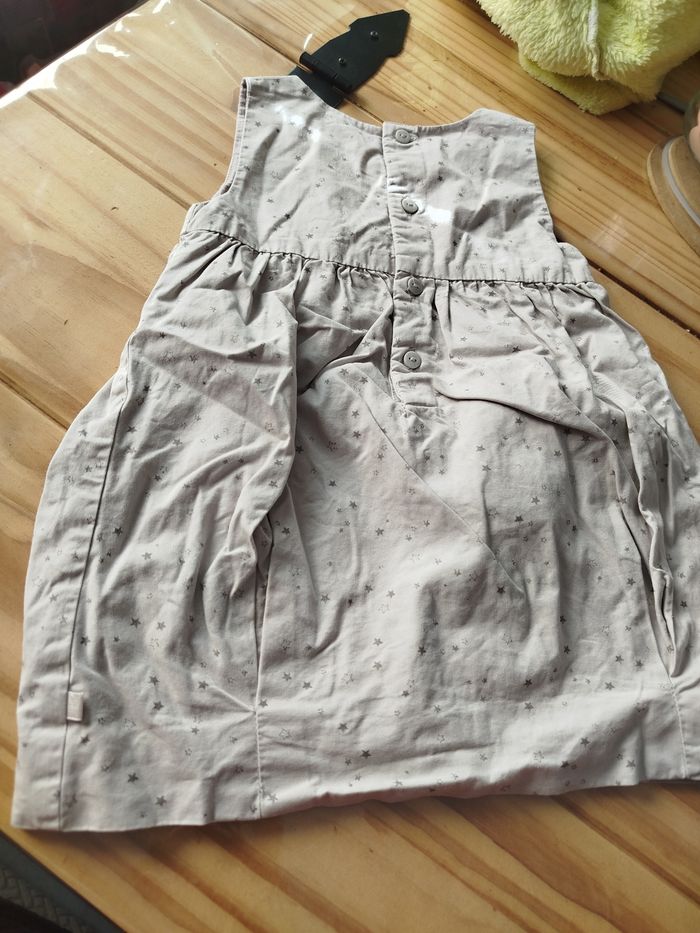 Robe grise - photo numéro 3