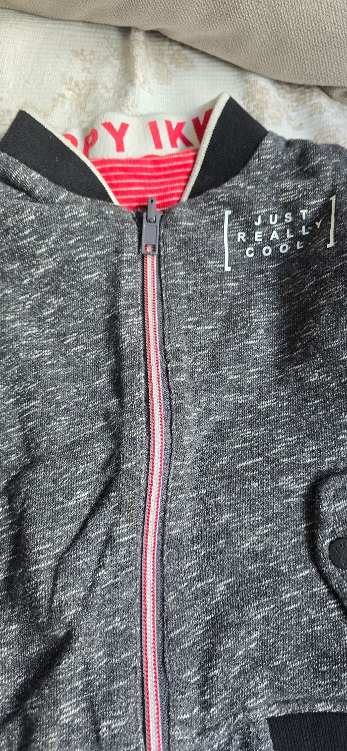 Gilet zippé ikks garçon 2ans - photo numéro 2