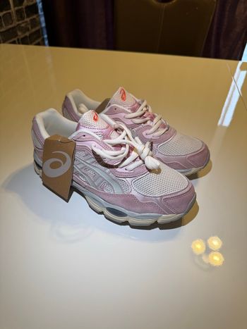 Asics gel NYC  rose