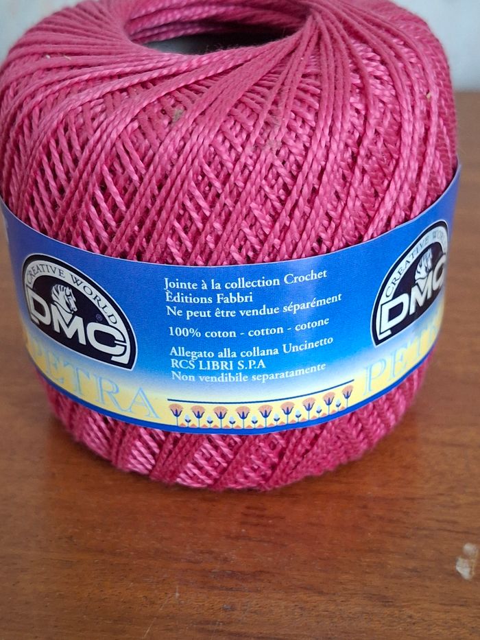 Pelote de fil pour crochet, fushia - photo numéro 4