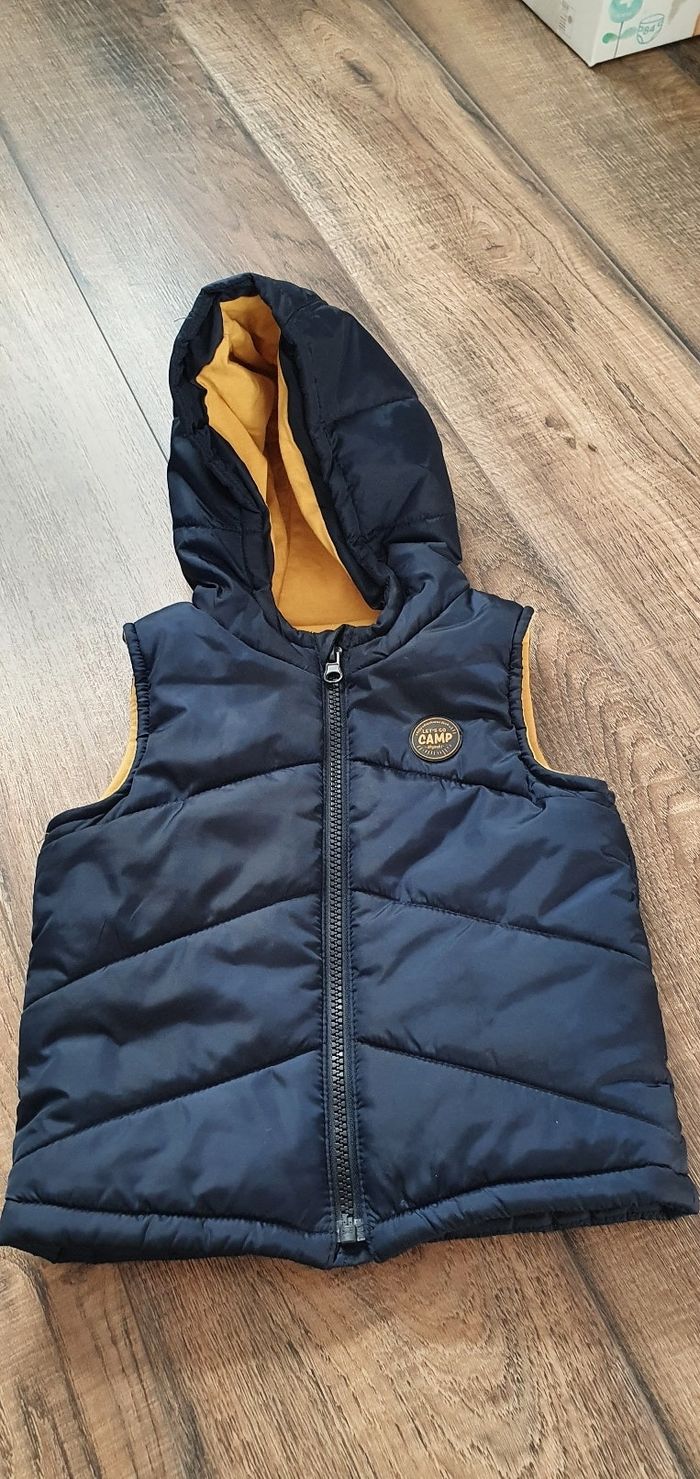 Blouson sans manche 24 mois