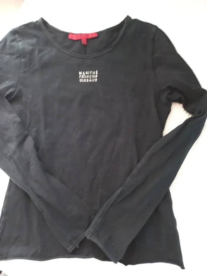 Tee shirt noir - photo numéro 2