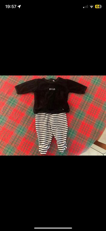Ensemble Gilet polaire + pantalon Zeeman 50 cm