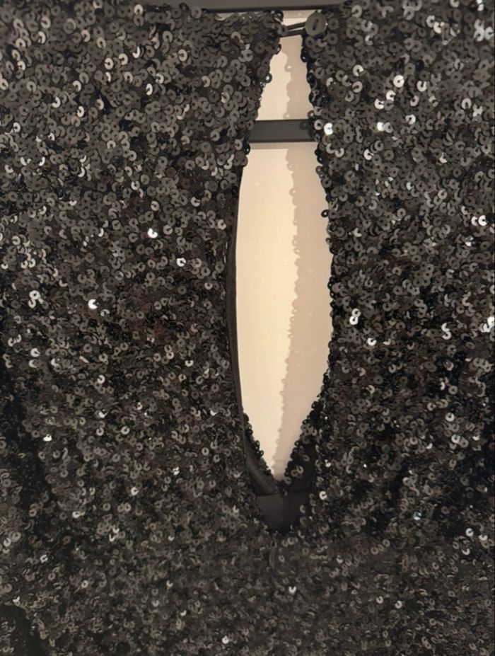 Robe de soirée noire à paillettes - photo numéro 3