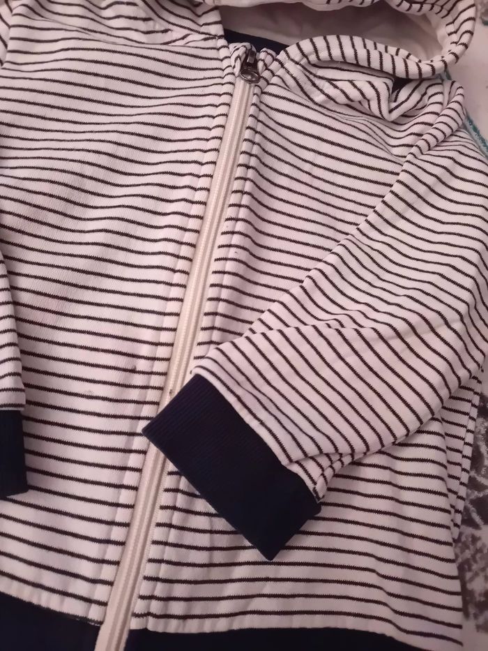 Gilet "marin" zippé en 36 mois  Kiabi - photo numéro 3