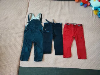 Lot pantalons et salopette 18 mois