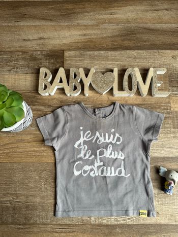 - Tee shirt Sucre d’orge  - 18 mois - Bon état, petite tache  