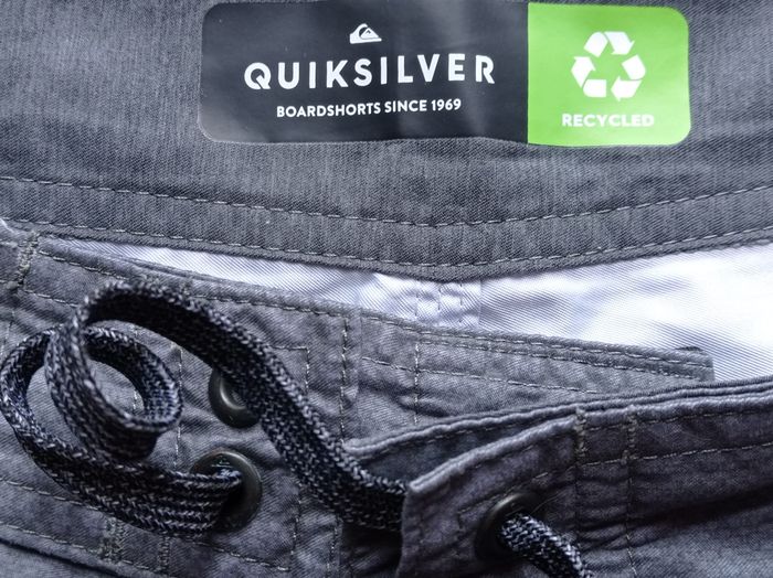 SHORT de BAIN QUIKSILVER HOMME. - photo numéro 3