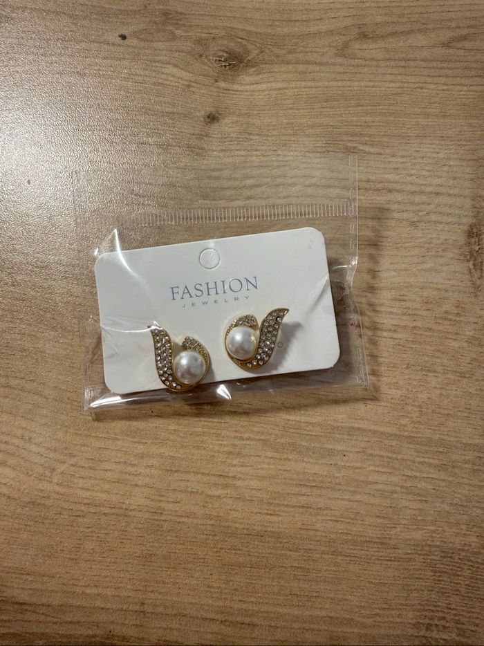 Boucle d’oreille