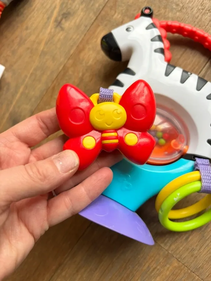 Zebre d'activités à ventouser Fischer price TBE - photo numéro 4