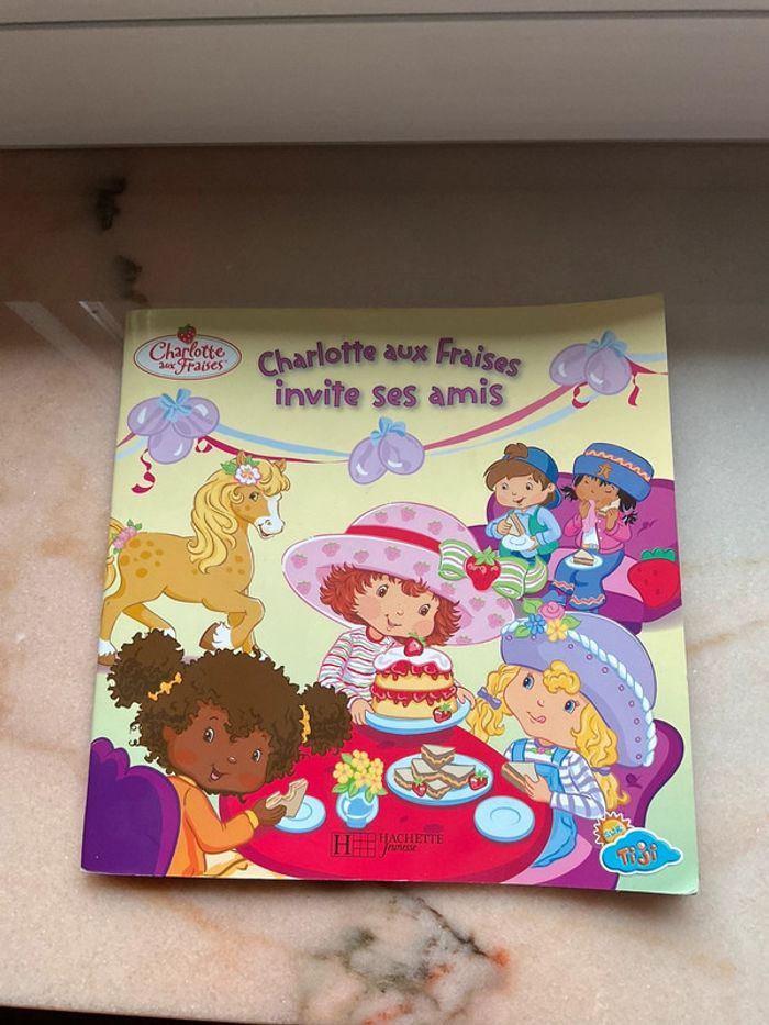 Charlotte aux fraises et ses amis
