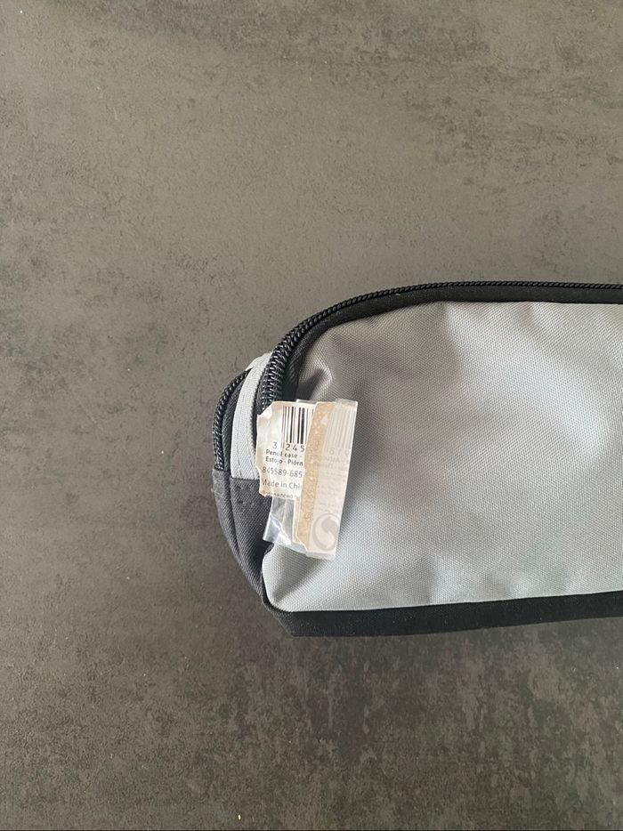 trousse scolaire - photo numéro 3