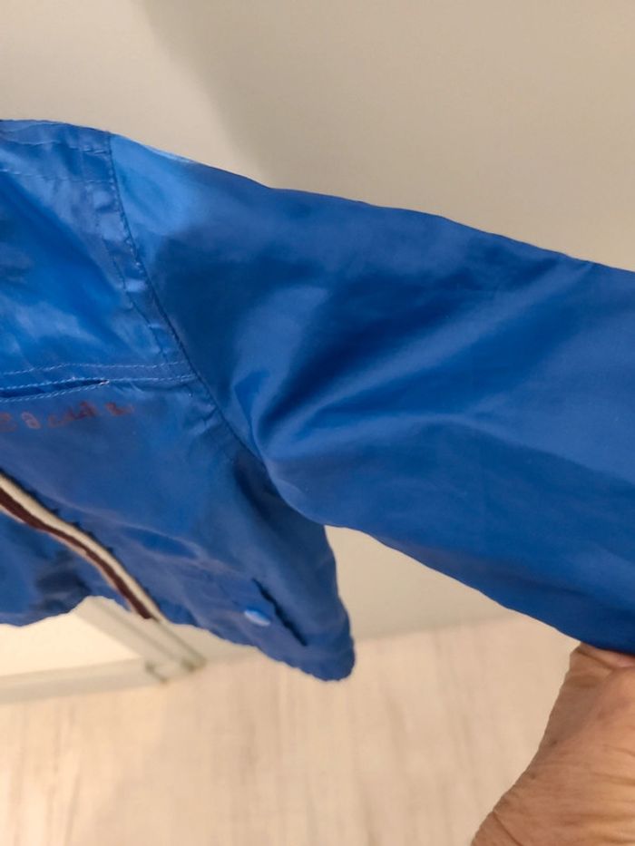 Veste coupe vent, imperméable avec capuche Bleu roi. Taille 18 mois Grain de blé, Z - photo numéro 4