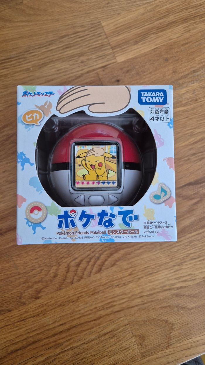 Poke nade takara tomy pokemon