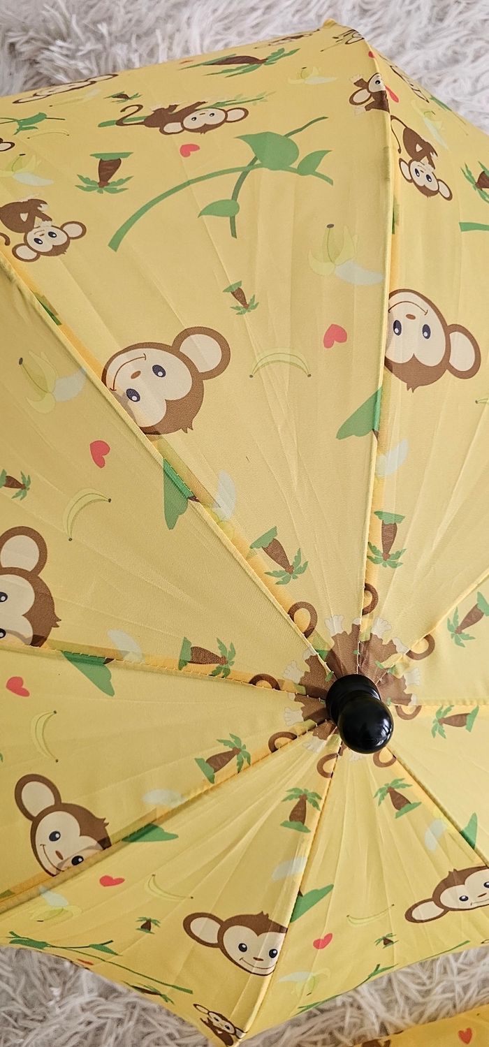 Magnifique parapluie 🌂 enfant motif 🐵 - photo numéro 3