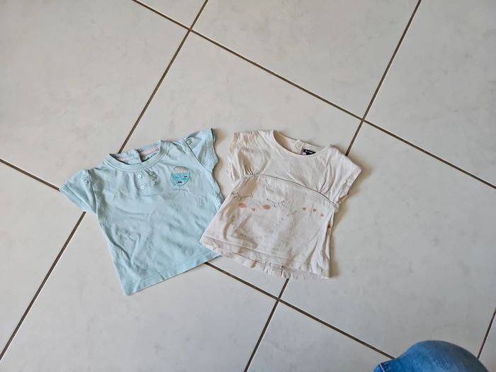 Lot de 2 t-shirts mc fille 9 mois BBF3