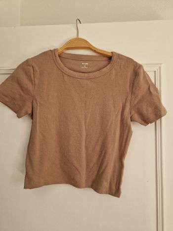 Croc top