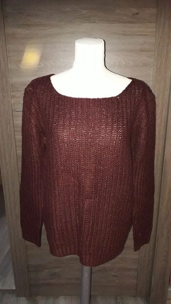 Pull marron rouille plus court devant que derrière