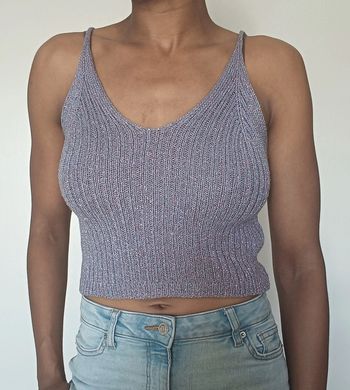 Top court paillettes violet