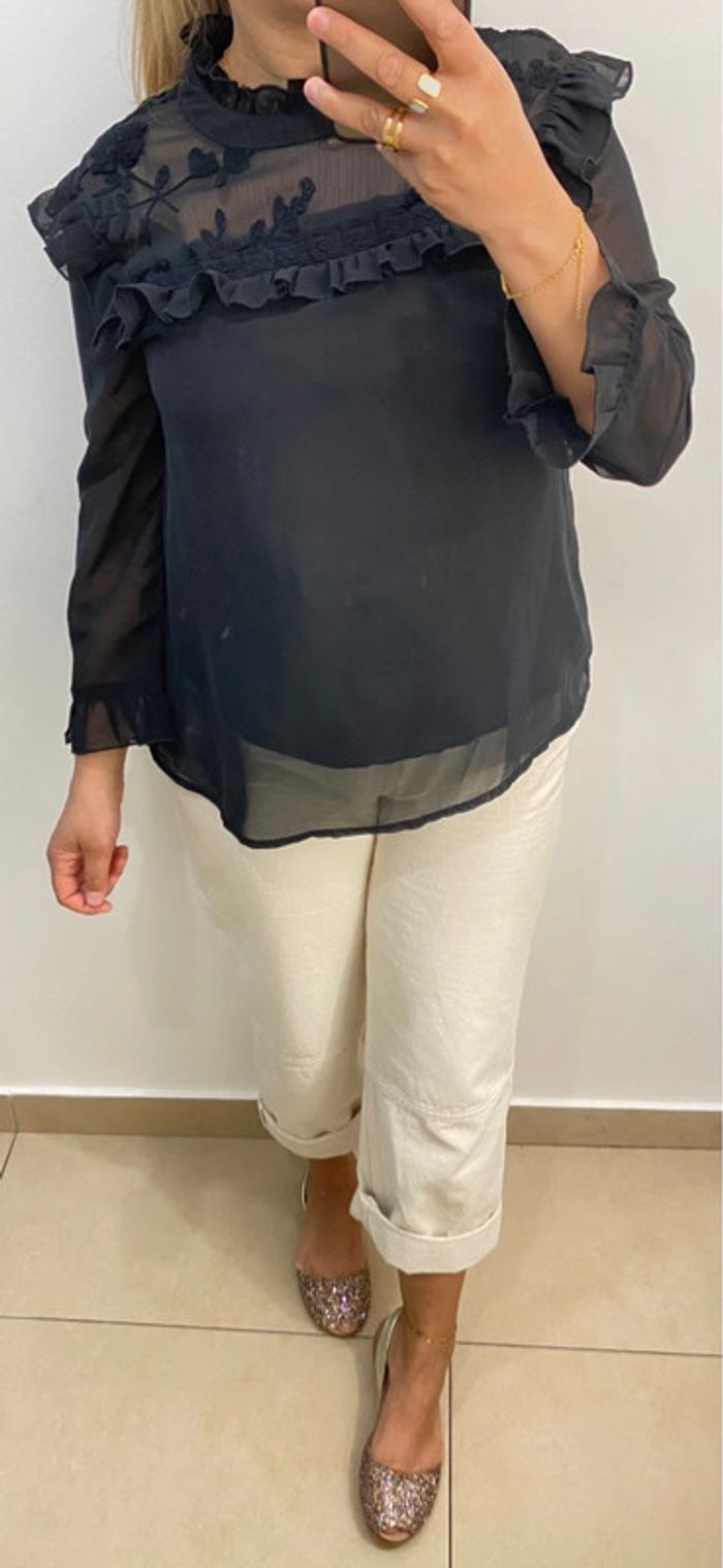 Blouse brodée avec volant - photo numéro 7