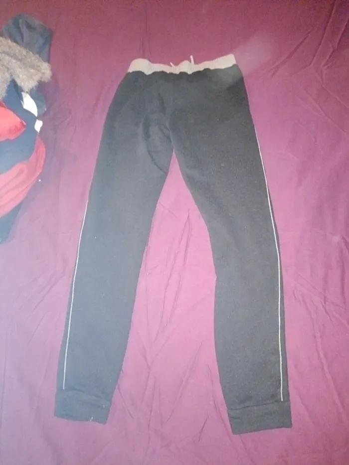 Jogging Kiabi 16 ans taille s - photo numéro 2