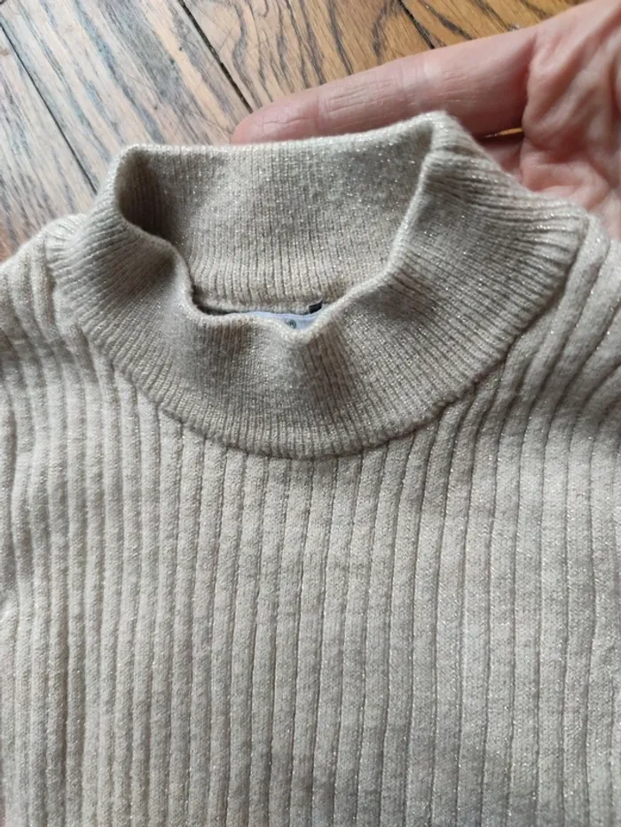 Pull  fille 7/8 ans - photo numéro 4