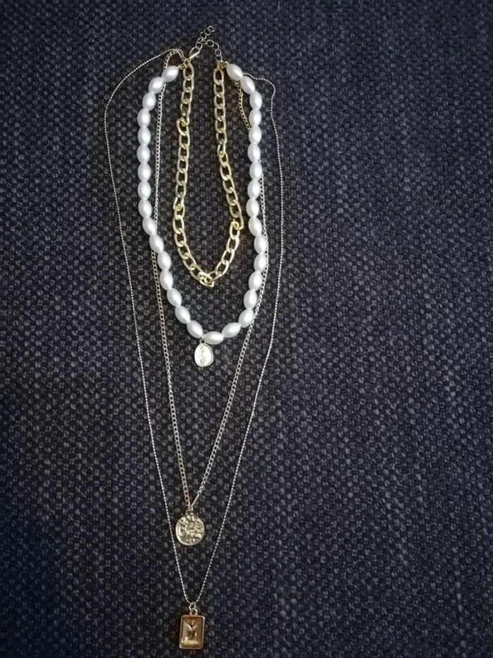 Magnifique collier doré à 4 rangs, Shein, neuf avec étiquette - photo numéro 2