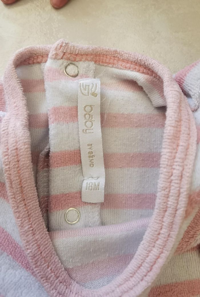 Pyjamas 18 mois - photo numéro 2