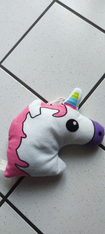 Peluche licorne