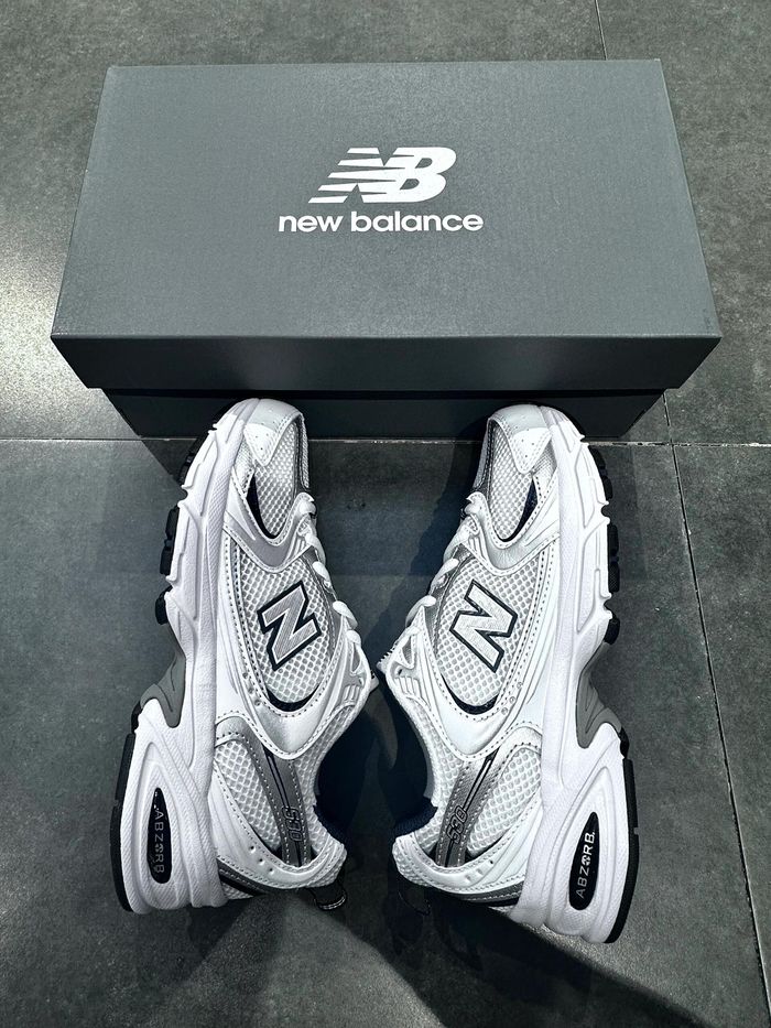 New Balance NB 530 taille 38 - photo numéro 2