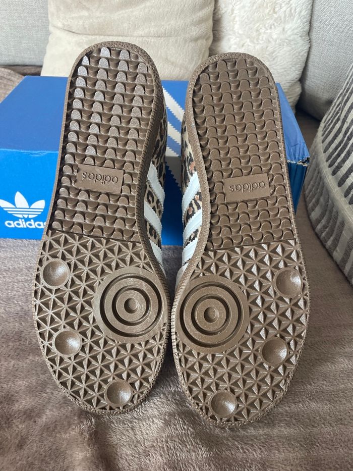 Basket Adidas Leopard, taille 40. - photo numéro 4
