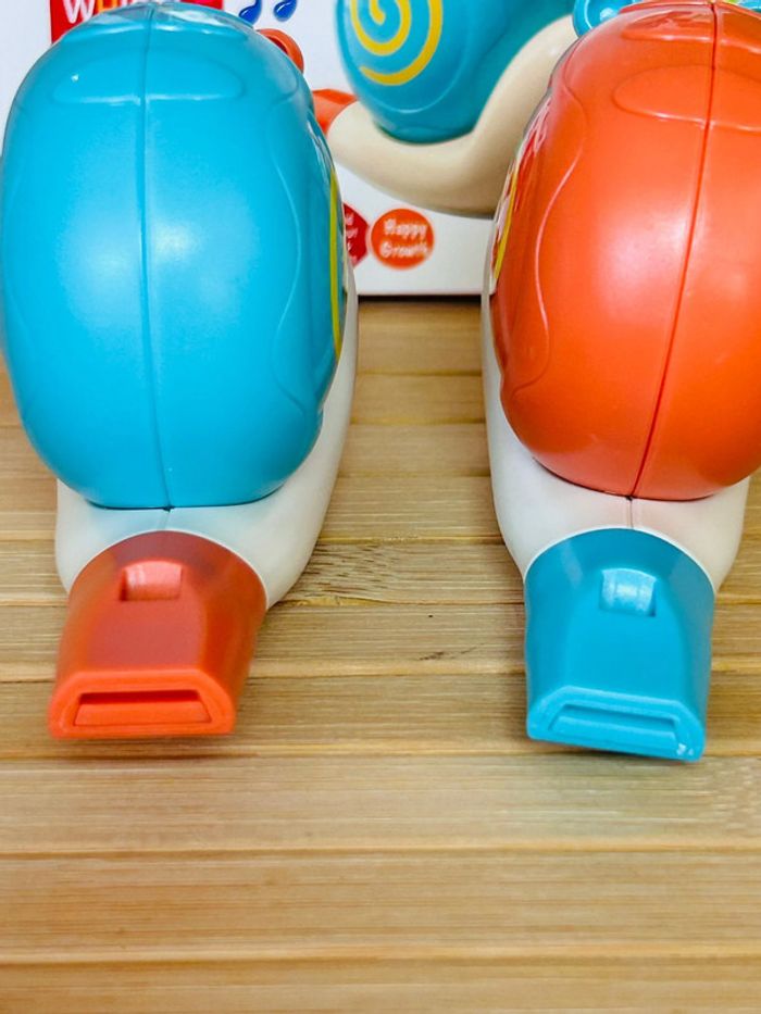 Lot de 2 sifflets pour enfants dès 10 mois - photo numéro 4