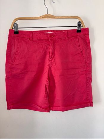 Short fuchsia femme taille 42 camaïeu en très bon état.